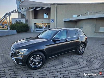 Mercedes GLC300