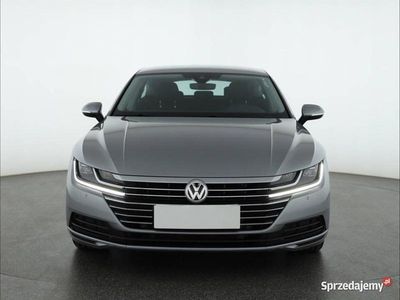 Używany VW Arteon 190 KM (139 kW) 2020 Srebrny Sedan/Limuzyna