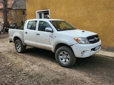 używany Toyota HiLux 