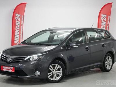 używany Toyota Avensis 2,0 Premium / 124 KM / NAVI / Temp / KAMERA …