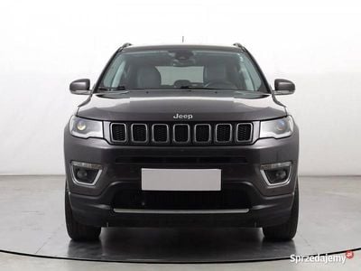Szary Używany 2018 Jeep Compass SUV | 69 999 zł (Uczciwa cena)
