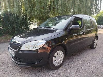 Czarny Używany 2013 Skoda Roomster Minivan | 11 300 zł