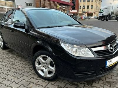 Używany Opel Vectra 155 KM (114 kW) 2007 Czarny Hatchback