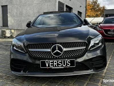 Szary (metalik) Używany 2019 Mercedes C220 Coupe | 119 900 zł