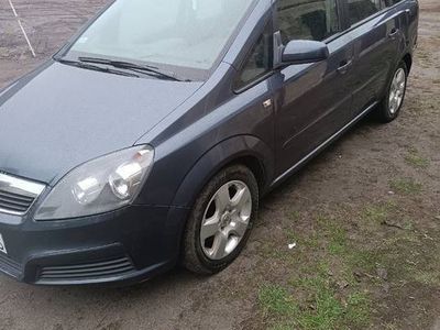 używany Opel Zafira 