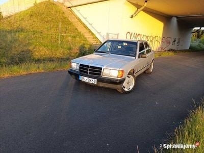 Używany 1984 Mercedes 190 Sedan/Limuzyna | 16 000 zł