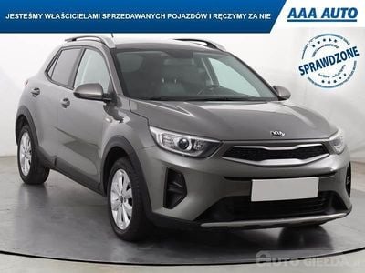 Szary Używany 2020 Kia Stonic SUV | 56 999 zł (Uczciwa cena)