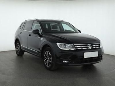 Czarny Używany 2021 VW Tiguan SUV | 79 999 zł (Dobra cena)