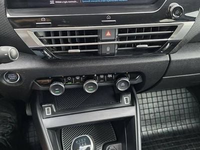 Szary (metalik) Używany 2022 Citroën C4 Shine Hatchback | 57 654 zł (Dobra cena)