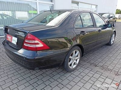 Mercedes C180