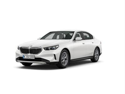 Używany BMW 520 Comfort Edition 190 KM (139 kW) 2024 Biel mineralna metalizowany Sedan/Limuzyna