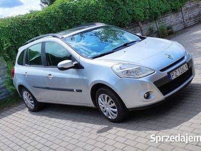 Używany Renault Clio III 2009 Srebrny Sedan/Limuzyna