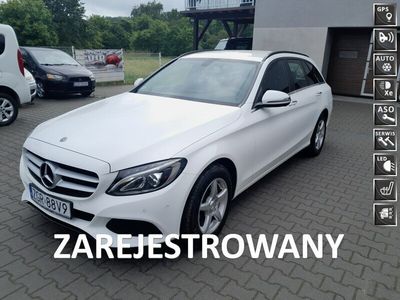Używany Mercedes C180 156 KM (114 kW) 2018 Biały Sedan/Limuzyna