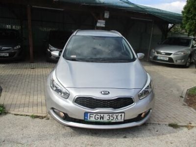 Srebrny Używany 2012 Kia Ceed Sportswagon Kombi | 25 500 zł