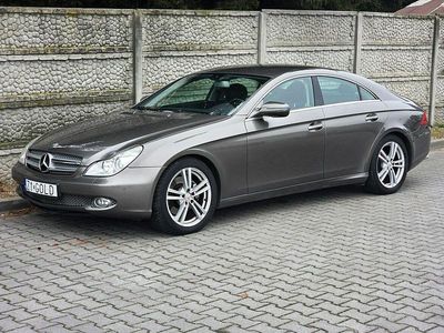 Złoty (metalik) Używany 2008 Mercedes CLS350 Sedan/Limuzyna | 38 900 zł