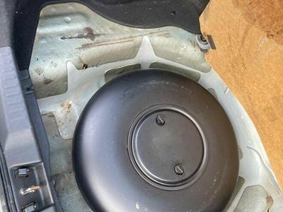 używany Honda Civic 7 Hatchback Uszkodzona