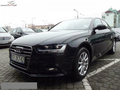 Używany Audi A4 120 KM (88 kW) 2012 Czarny Sedan/Limuzyna
