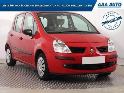 Czerwony Używany 2007 Renault Modus Minivan | 8999 zł (Uczciwa cena)