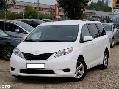 Toyota sienna iii
