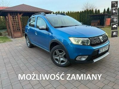 Używany Dacia Sandero Stepway 90 KM (66 kW) 2018 Niebieski Hatchback