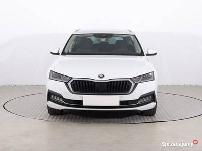 Biały Używany 2020 Skoda Octavia Kombi | 79 999 zł (Drogi)