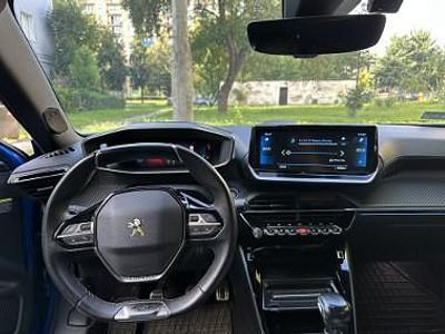 używany Peugeot 2008 GT, bogate wyposażenie, bezwypadkowy, polski salon.