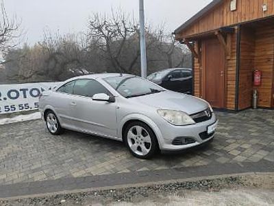 Używany Opel Astra Cabriolet 136 KM (100 kW) 2007 Srebrny Kabriolet