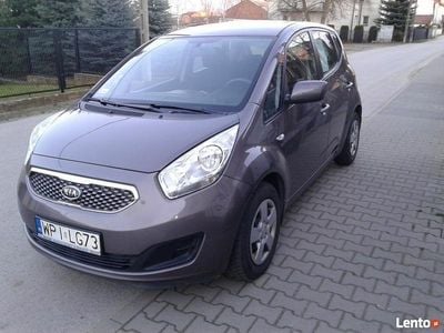 Brązowobeżowy Używany 2011 Kia Venga Hatchback | 24 500 zł (Dość drogi)