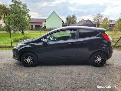 Czarny Używany 2015 Ford Fiesta Hatchback | 19 900 zł (Uczciwa cena)