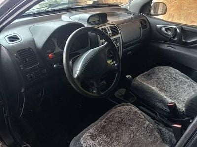 Używany Mitsubishi Space Star 1999 Czarny Minivan