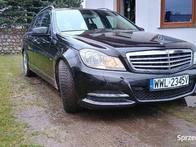 używany Mercedes C200 benzyna