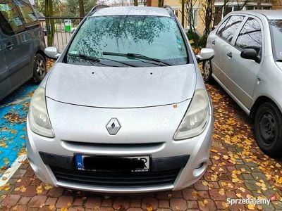 Srebrny Używany 2011 Renault Clio GrandTour Kombi | 15 500 zł (Uczciwa cena)