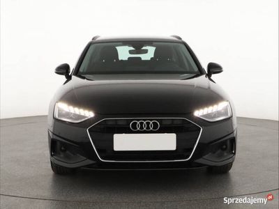 używany Audi A4 30 TDI