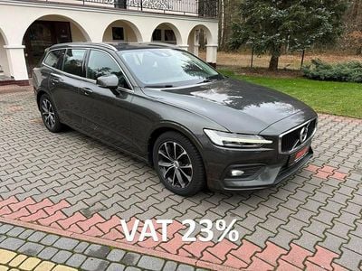 Szary Używany 2020 Volvo V60 Kombi | 67 000 zł (Super Cena)