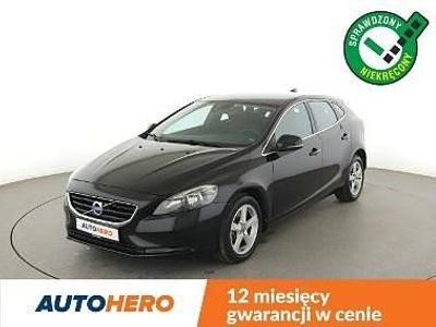 Czarny (metalik) Używany 2015 Volvo V40 Momentum Hatchback | 46 100 zł