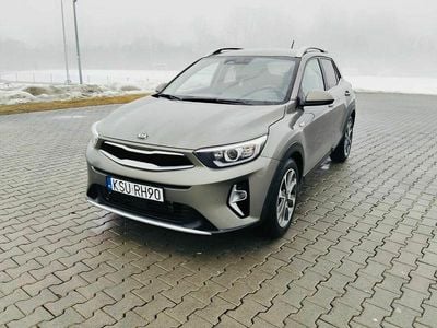 Używany Kia Stonic 99 KM (72 kW) 2021 Zielony SUV