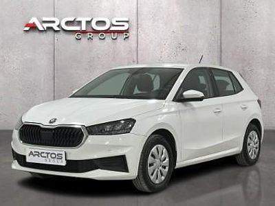 Biały Używany 2023 Skoda Fabia Ambition Hatchback | 51 800 zł (Dość drogi)