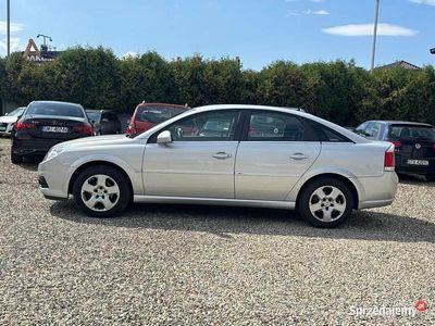 Srebrny Używany 2006 Opel Vectra Hatchback | 12 340 zł (Dość drogi)