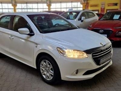 Używany Peugeot 301 100 KM (73 kW) 2016 Biały Sedan/Limuzyna