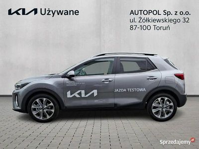 Szary Używany 2025 Kia Stonic SUV | 96 900 zł (Dość drogi)