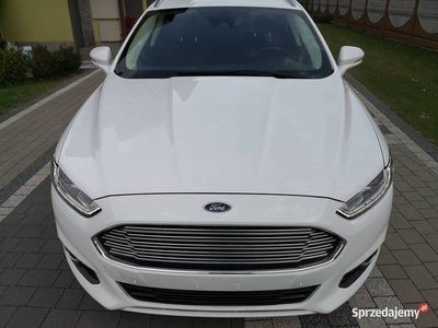 używany Ford Mondeo Titanium Bogate wyposażenie