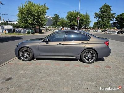 Używany 2015 BMW 320 | 64 000 zł (Uczciwa cena)