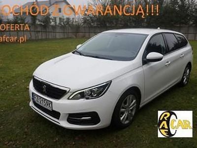 Biały Używany 2017 Peugeot 308 Hatchback | 39 998 zł (Uczciwa cena)