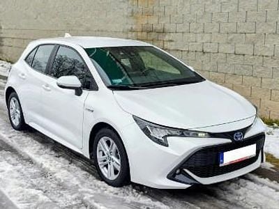 Biały Używany 2020 Toyota Corolla Hatchback | 61 900 zł (Dobra cena)