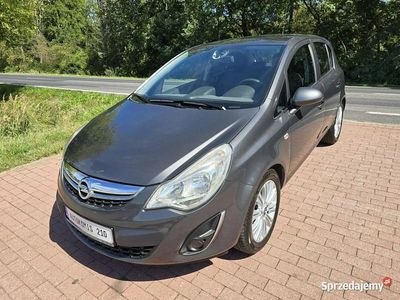 Używany Opel Corsa 101 KM (74 kW) 2012 Szary (metalik) Hatchback