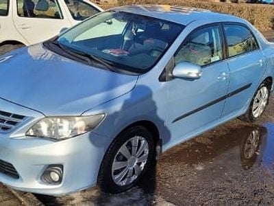 Używany Toyota Corolla Premium 132 KM (97 kW) 2011 Srebrny Sedan/Limuzyna