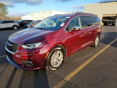 używany Chrysler Pacifica 3.6dm 287KM 2022r. 34 300km