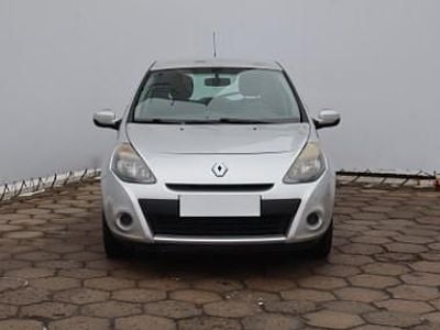Używany Renault Clio III 75 KM (55 kW) 2012 Srebrny Hatchback
