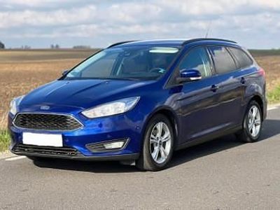 Niebieski Używany 2014 Ford Focus Kombi | 25 800 zł (Uczciwa cena)
