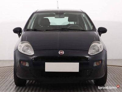 Niebieski Używany 2016 Fiat Punto Hatchback | 24 999 zł (Uczciwa cena)